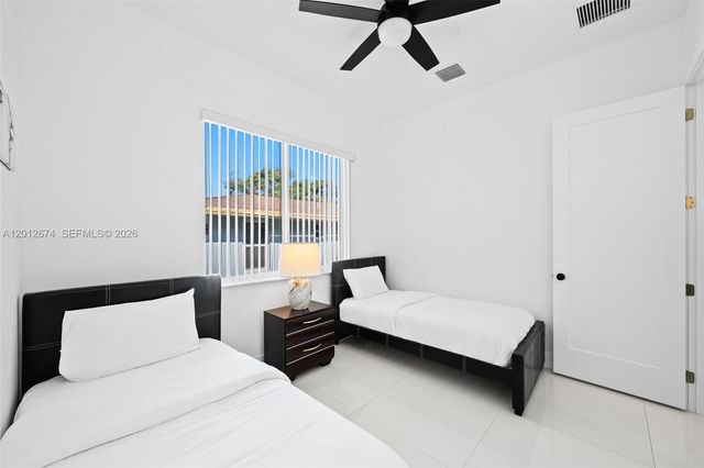 2962 NW 10th Ct, Fort Lauderdale, FL 33311