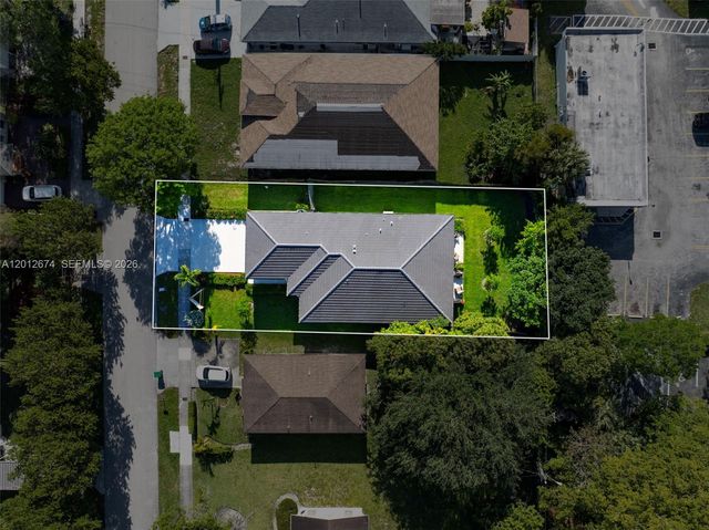 2962 NW 10th Ct, Fort Lauderdale, FL 33311