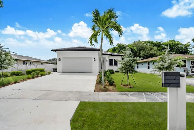 2962 NW 10th Ct, Fort Lauderdale, FL 33311