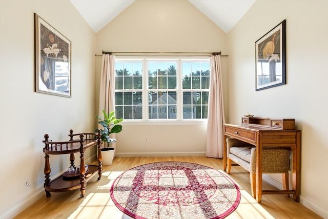 8 Scarlet Ct, Easton, MA 02356