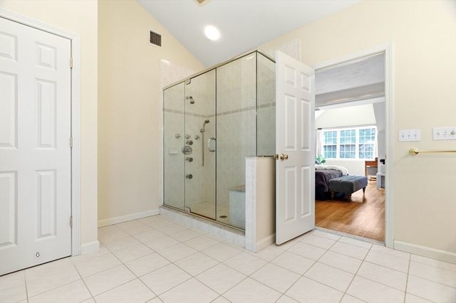 8 Scarlet Ct, Easton, MA 02356