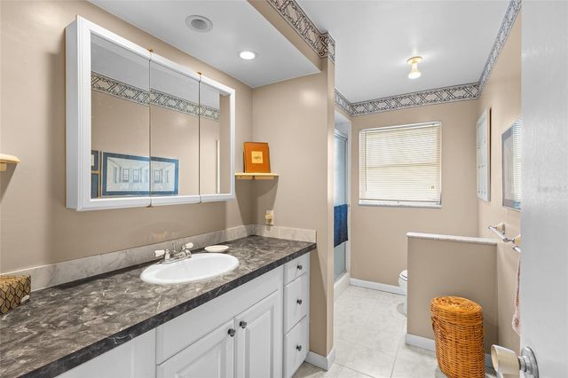 4133 49TH AVENUE S, St Petersburg, FL 33711