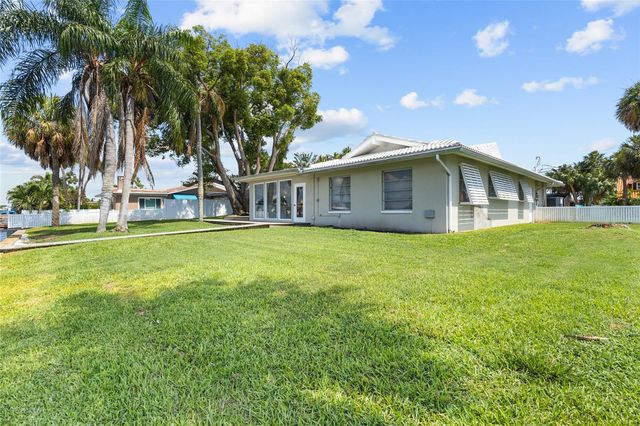 4133 49TH AVENUE S, St Petersburg, FL 33711