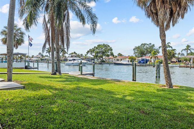 4133 49TH AVENUE S, St Petersburg, FL 33711