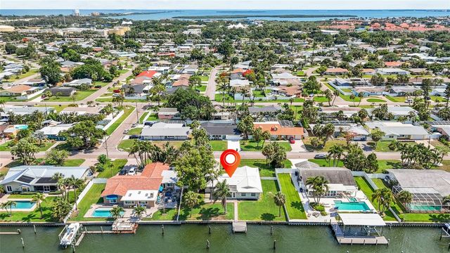 4133 49TH AVENUE S, St Petersburg, FL 33711
