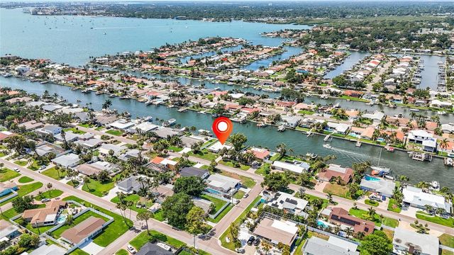 4133 49TH AVENUE S, St Petersburg, FL 33711