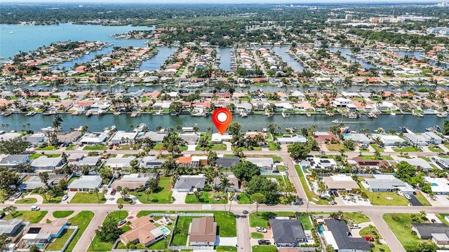 4133 49TH AVENUE S, St Petersburg, FL 33711