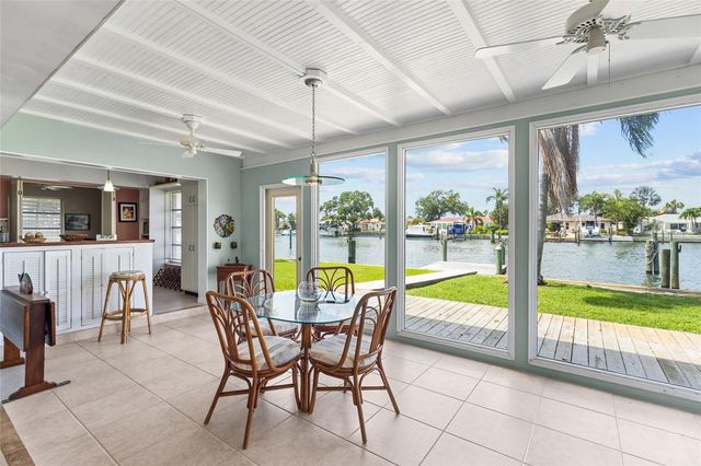 4133 49TH AVENUE S, St Petersburg, FL 33711
