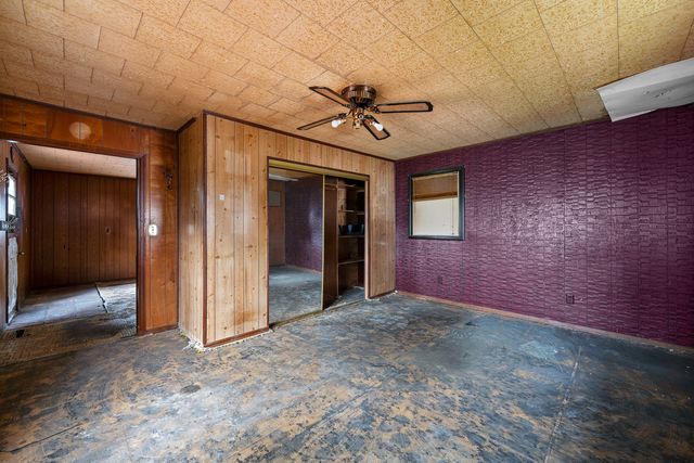 233 4th Street E, Milan, IL 61264