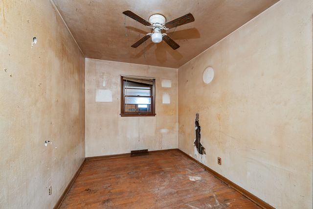 233 4th Street E, Milan, IL 61264