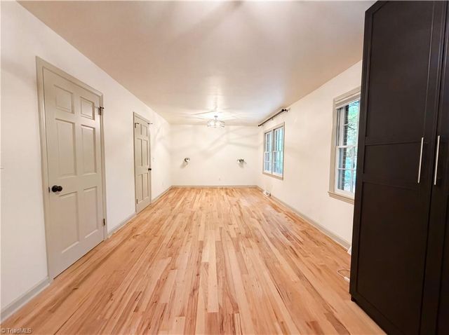 3010 Hope Valley Road, Winston-salem, NC 27106