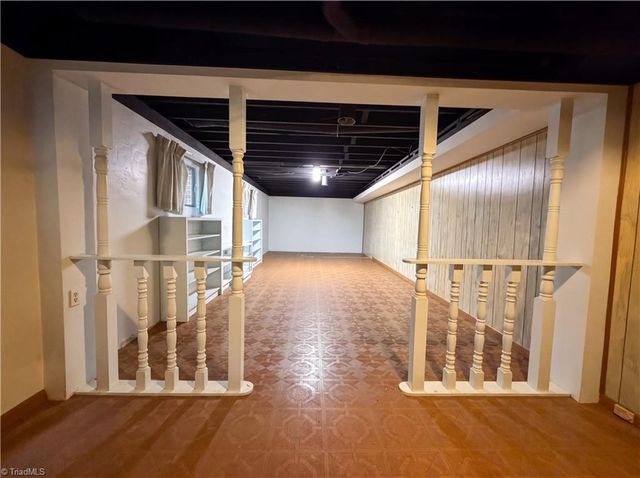 3010 Hope Valley Road, Winston-salem, NC 27106