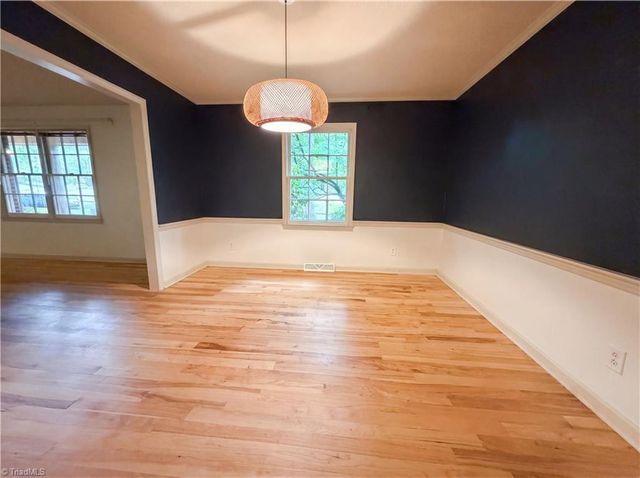 3010 Hope Valley Road, Winston-salem, NC 27106