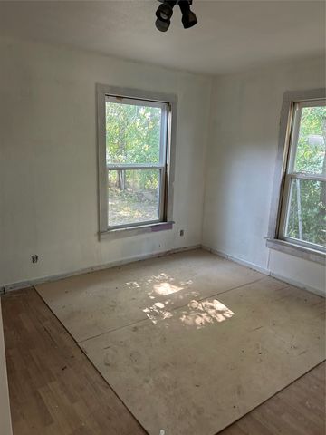 204 8th Street, Honey Grove, TX 75446