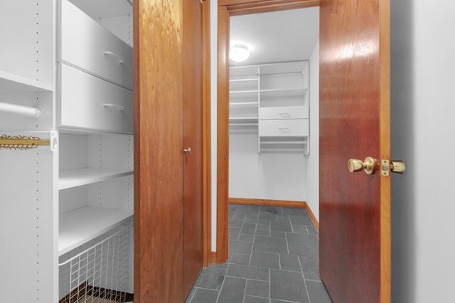 16 Ward Lane, Sherborn, MA 01770