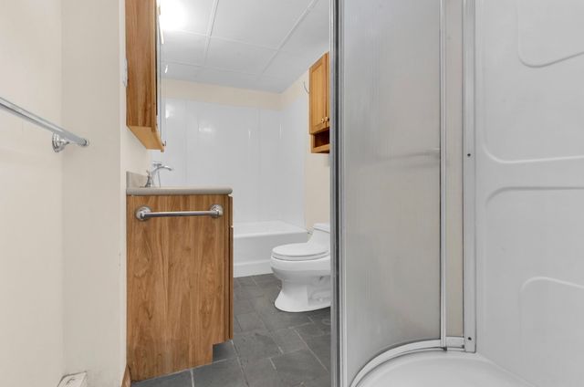 16 Ward Lane, Sherborn, MA 01770