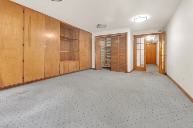 16 Ward Lane, Sherborn, MA 01770
