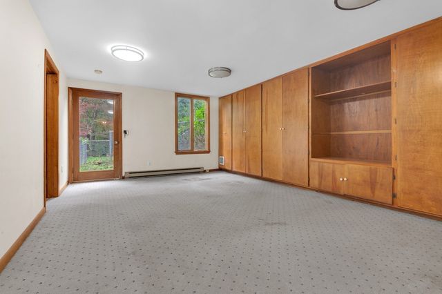 16 Ward Lane, Sherborn, MA 01770