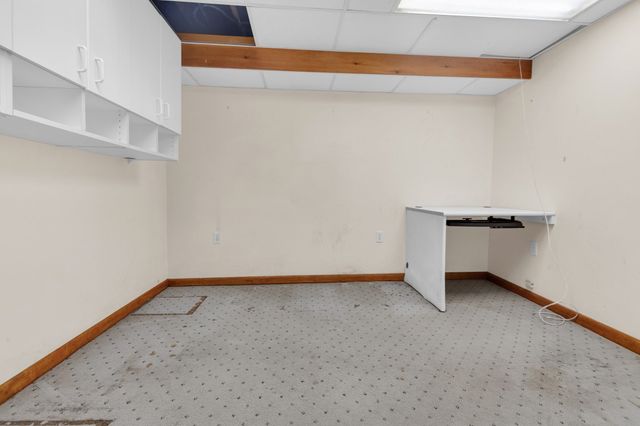 16 Ward Lane, Sherborn, MA 01770