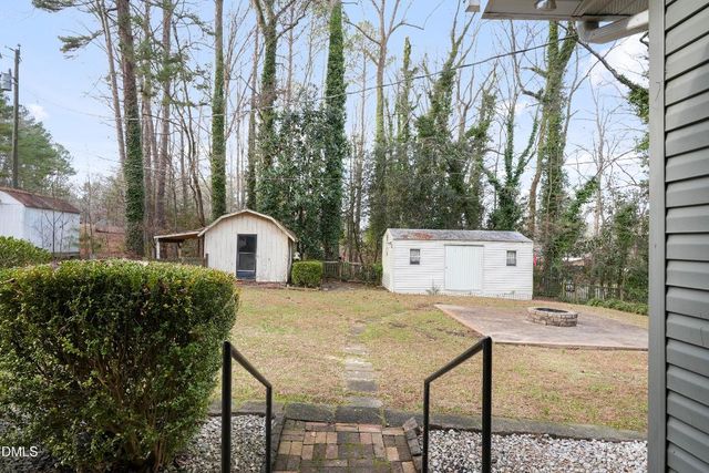 1104 Oldham Lake Road, Sanford, NC 27330