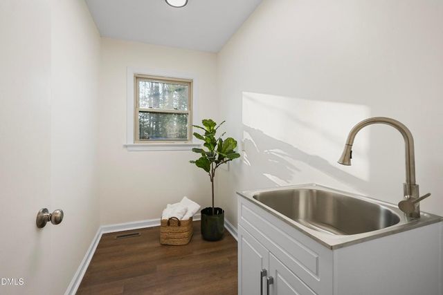 1104 Oldham Lake Road, Sanford, NC 27330