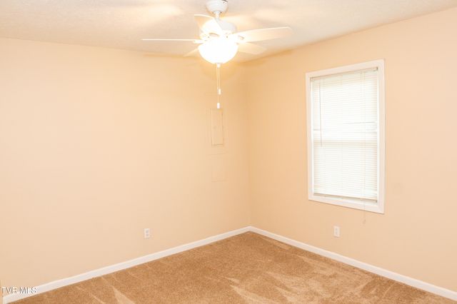 102 Mountain View Circle, Johnson City, TN 37601