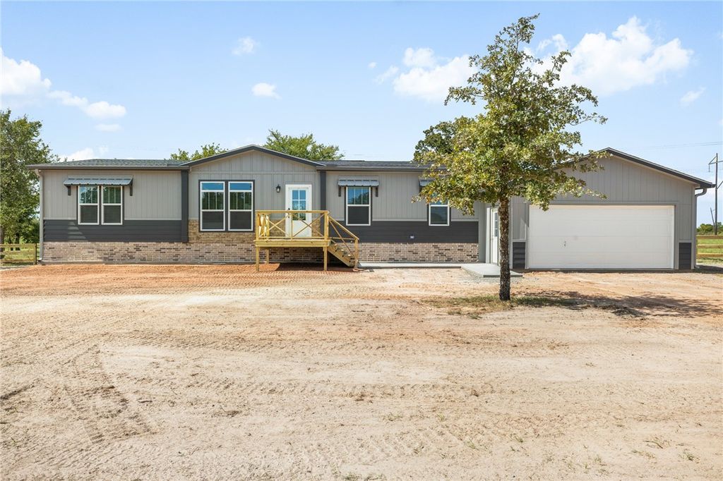6757 Atakapan Trail, Bedias, TX 77831 — exterior