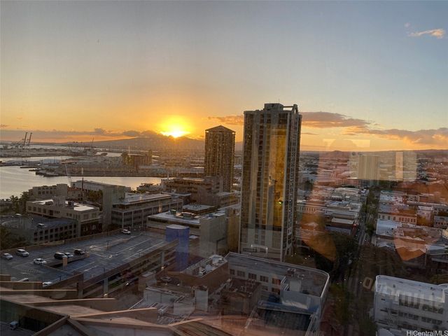1088 Bishop Streets 2202, Honolulu, HI 96813
