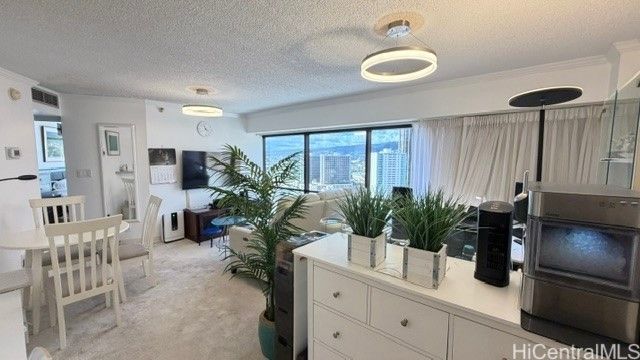1088 Bishop Streets 2202, Honolulu, HI 96813