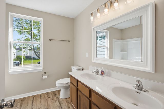 5618 Congressional Place, Indianapolis, IN 46235