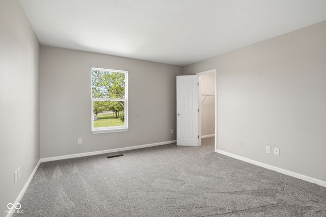 5618 Congressional Place, Indianapolis, IN 46235