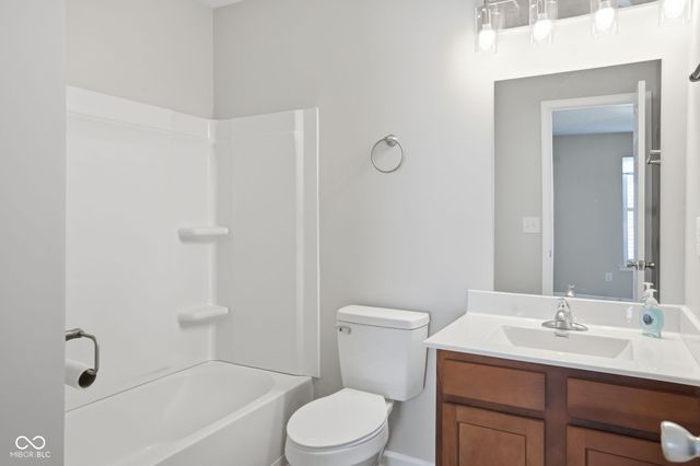 5618 Congressional Place, Indianapolis, IN 46235