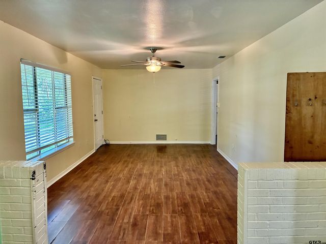 1138 Clay Street, Canton, TX 75103