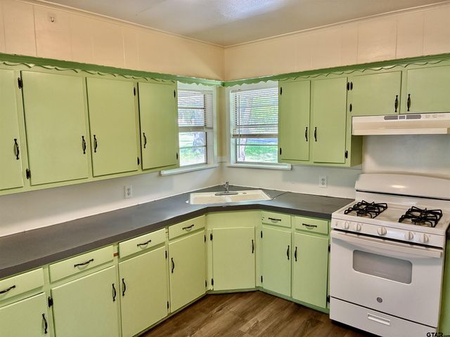 1138 Clay Street, Canton, TX 75103