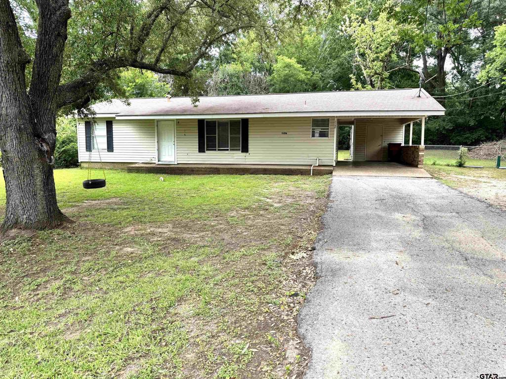 1138 Clay Street, Canton, TX 75103