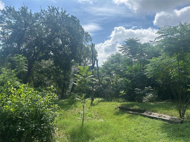 1137 Poquito ST, Austin, TX 78702