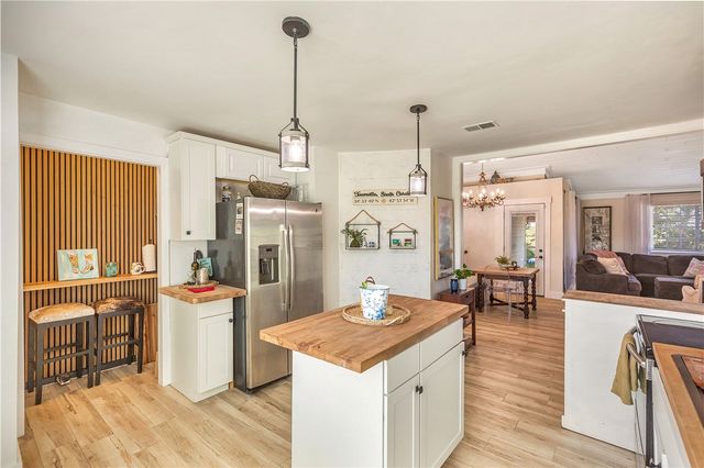 7133 Highway 24, Townville, SC 29689