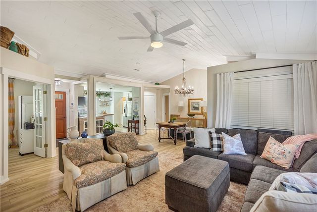 7133 Highway 24, Townville, SC 29689