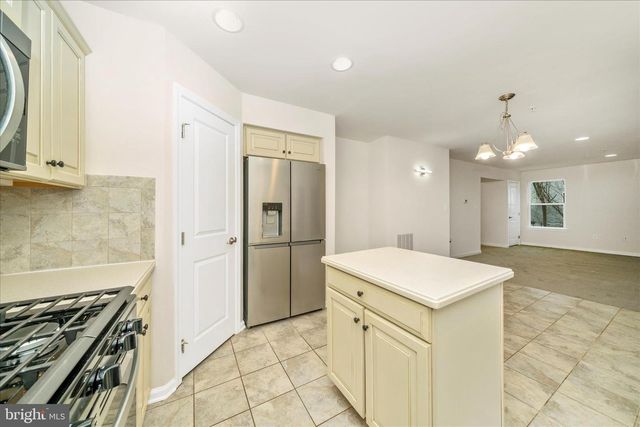 7014 LINDEN AVE, Elkridge, MD 21075