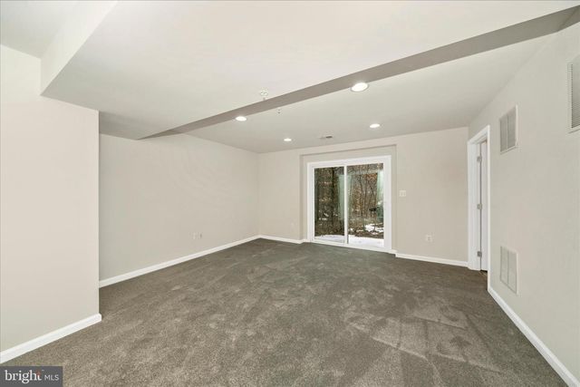 7014 LINDEN AVE, Elkridge, MD 21075