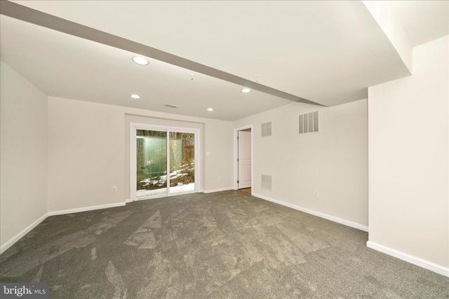 7014 LINDEN AVE, Elkridge, MD 21075