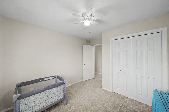 302 Village Circle, Altoona, IA 50009