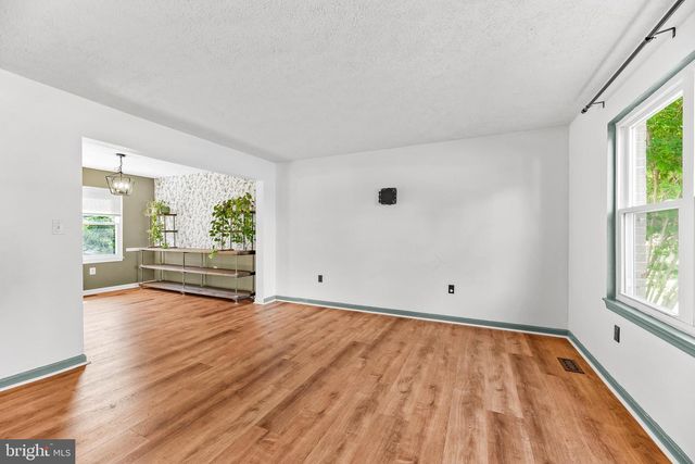 1601 MEADOW OAKS LN, Huntingtown, MD 20639