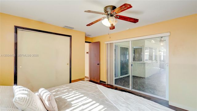 6801 NW 25th Ct, Sunrise, FL 33313