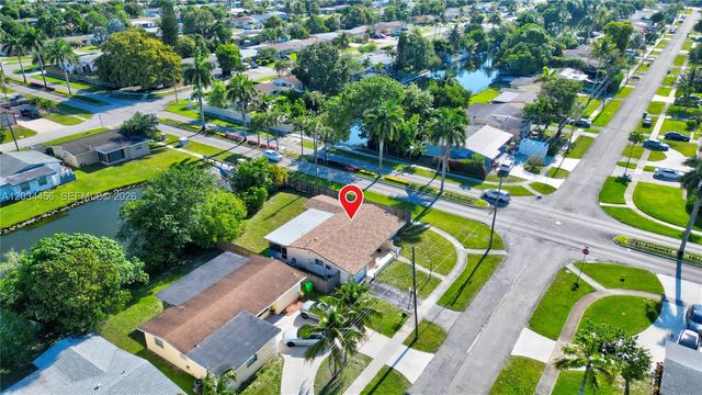 6801 NW 25th Ct, Sunrise, FL 33313