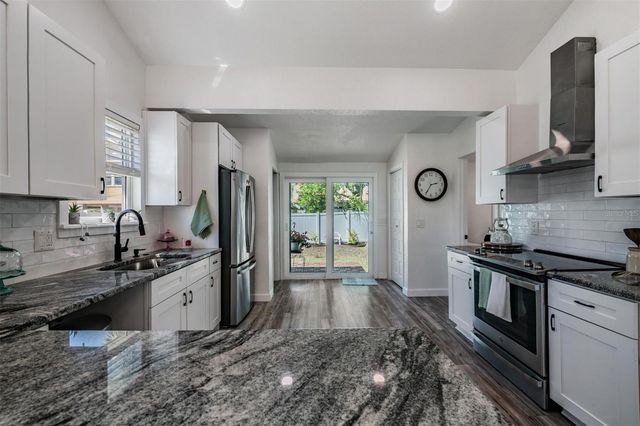 1875 MICHIGAN AVENUE NE, St Petersburg, FL 33703