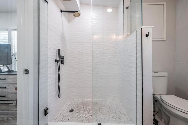 1875 MICHIGAN AVENUE NE, St Petersburg, FL 33703