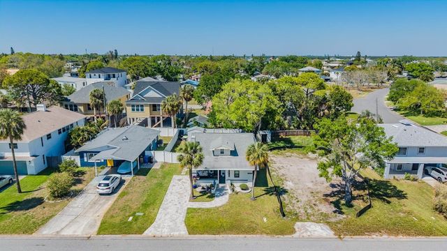 1875 MICHIGAN AVENUE NE, St Petersburg, FL 33703