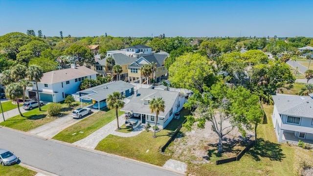 1875 MICHIGAN AVENUE NE, St Petersburg, FL 33703