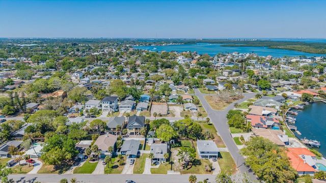 1875 MICHIGAN AVENUE NE, St Petersburg, FL 33703